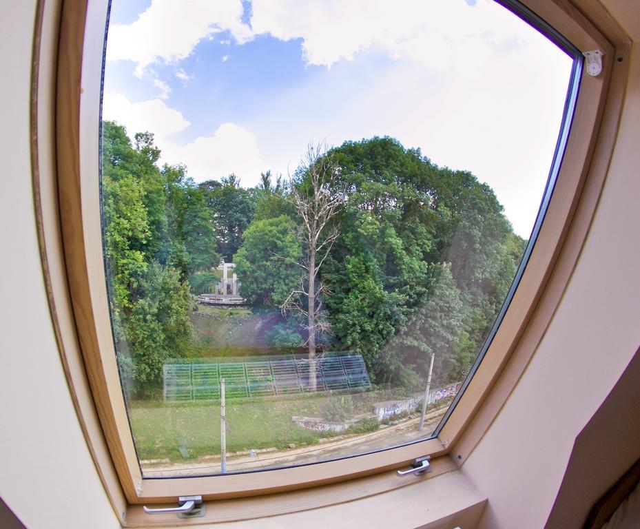 Budget Hotel Ekotel Lviv Extérieur photo