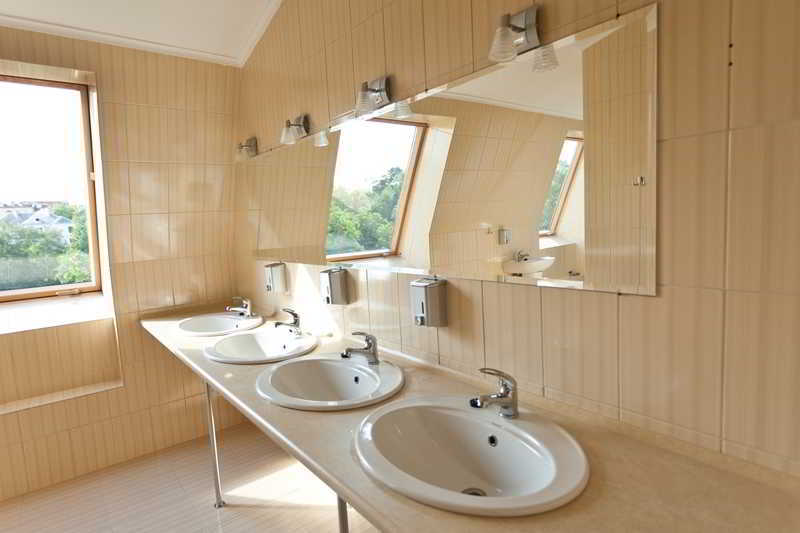 Budget Hotel Ekotel Lviv Extérieur photo